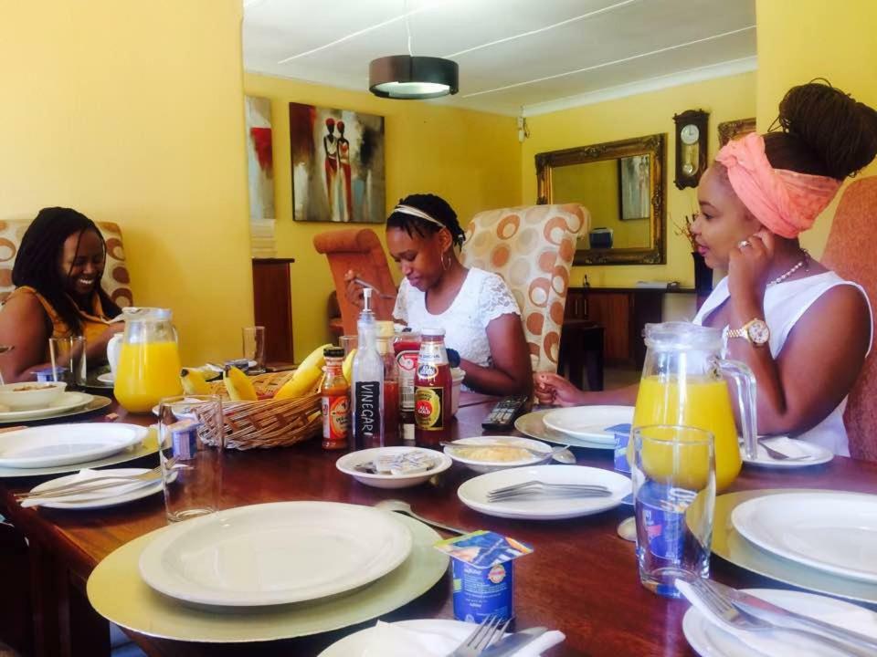 African Crest Guest House Vereeniging Buitenkant foto